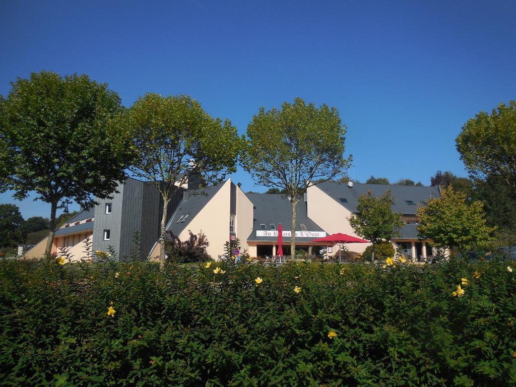 Au Relais De L'oust Hotel