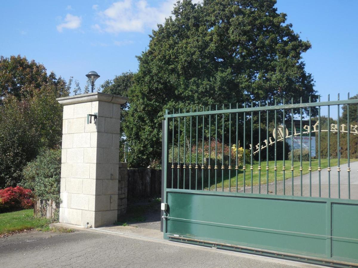 Hotel Au Relais De L'oust Lanouée