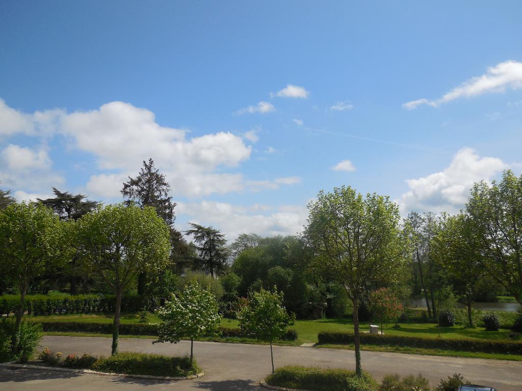 Au Relais De L'oust Hotel 3*