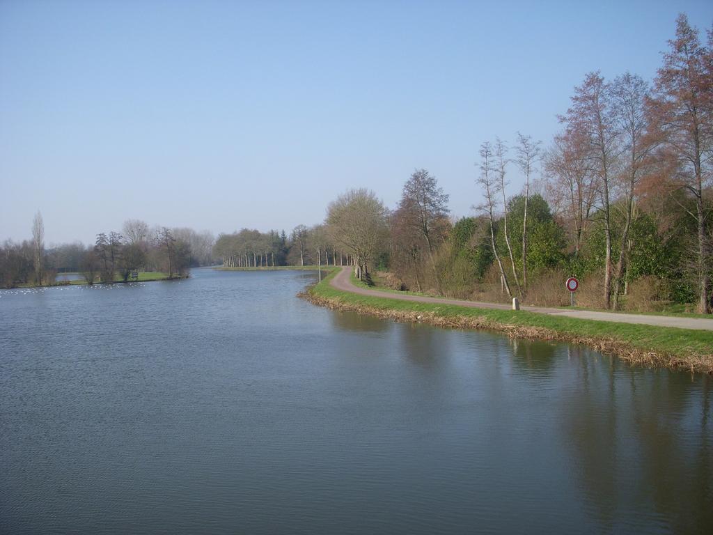 Au Relais De L'oust 3* Lanouée